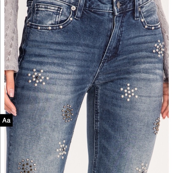 Miss Me Denim - 🎉HP🎉NWT! Miss Me “Ankle Skinny” w decorative